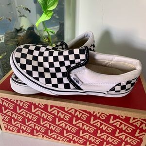 Black and White Original Vans KIDS US size 3